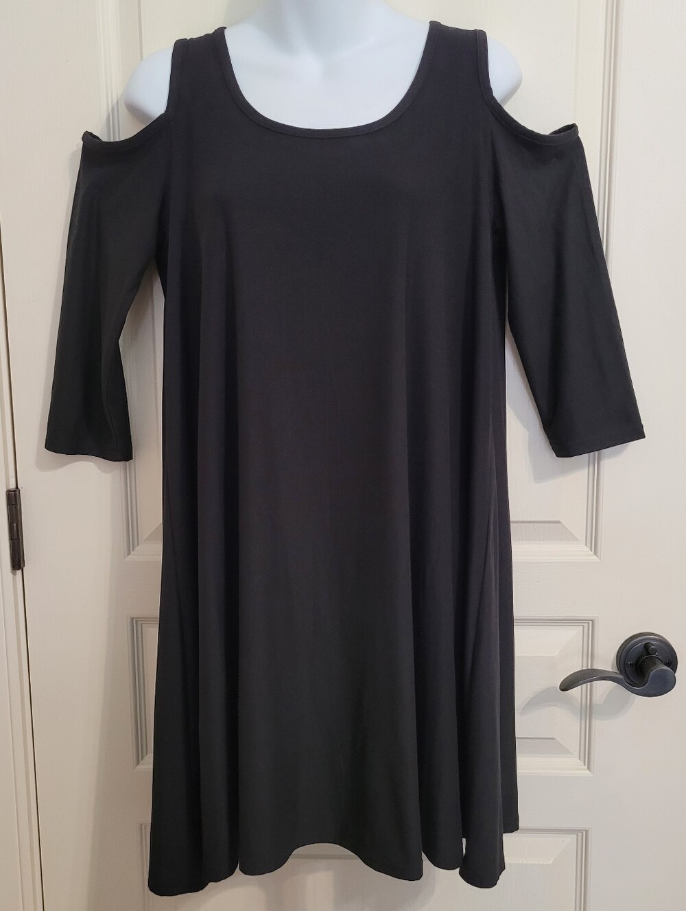 Planet Gold Cold-Shoulder Swing Dress, 3/4 Sleeve - Sz L, Black, EUC